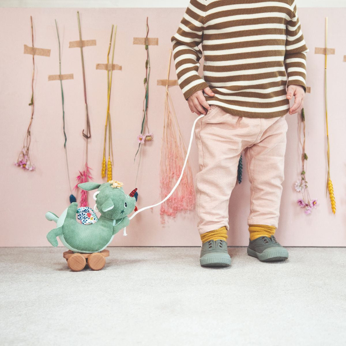 Lilliputiens Stofftier zum Ziehen - Drache